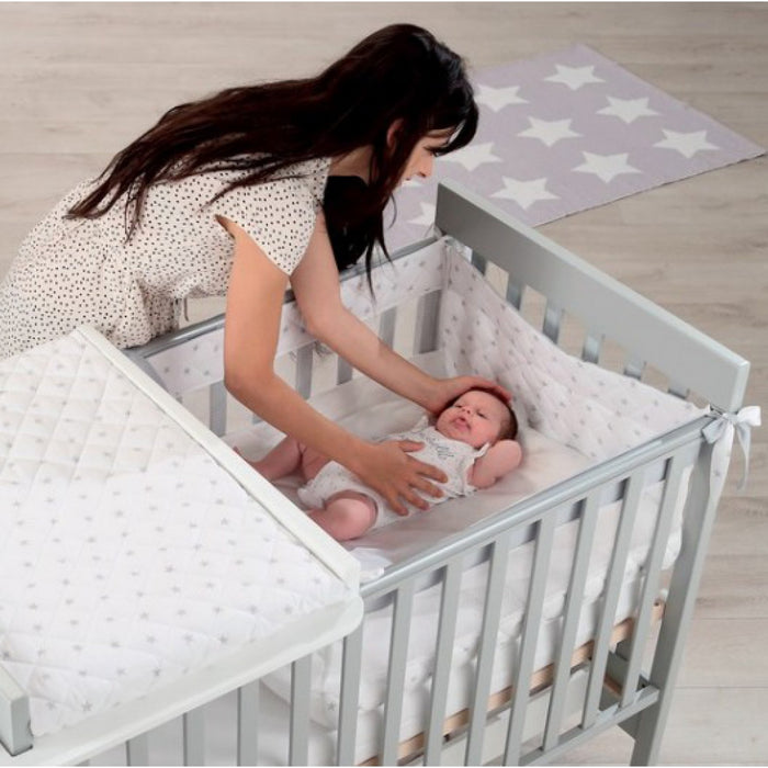 immagine-1-culla-riduttore-azzurra-design-baby-space-biancogrigio