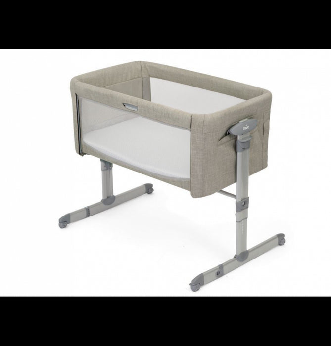immagine-1-joie-joie-culla-fianco-letto-co-sleeping-roomie-glide-almond-ean-5056080608822