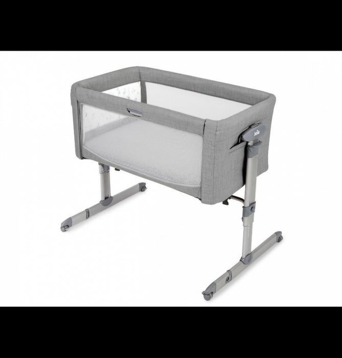 immagine-1-joie-joie-culla-fianco-letto-co-sleeping-roomie-glide-starry-night-ean-5056080608914