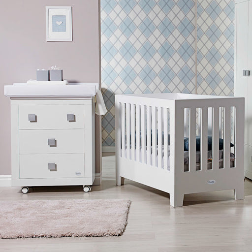 immagine-1-lettino-e-cassettiera-fasciatoio-feretti-cricket-bianco-materasso