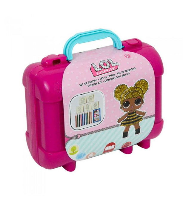 immagine-1-lol-surprise-valigetta-con-timbri-e-pastelli-ean-8009233429802