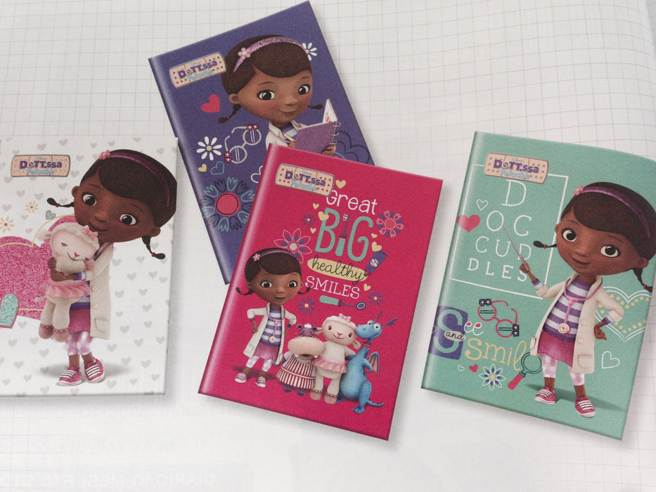 immagine-1-mattel-quaderno-dottoressa-peluche-a4-rigo-c-ean-8002879002170
