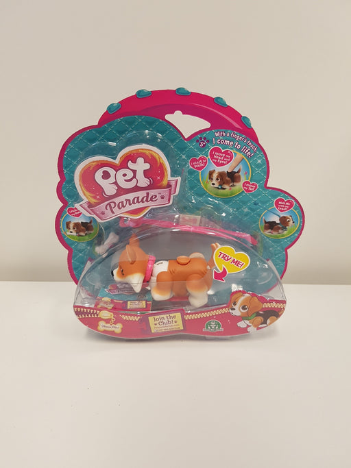 immagine-1-pet-parade-cagnolino-bianco-e-marrone-con-collare-rosa-ean-8056379002277